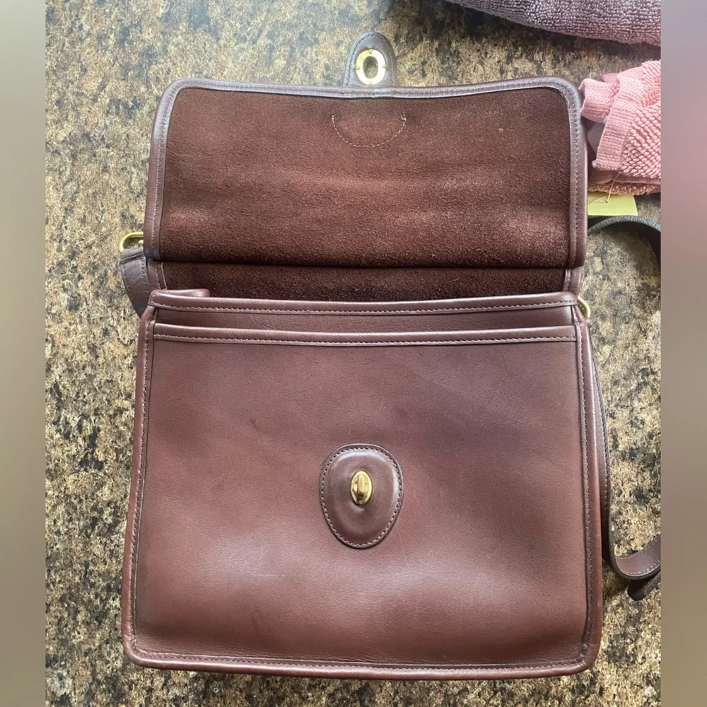 Coach Willis Mahogany Brown Leather Bag Vintage Brass/Gold Hardware Dust Bag Box - Picture 16 of 16